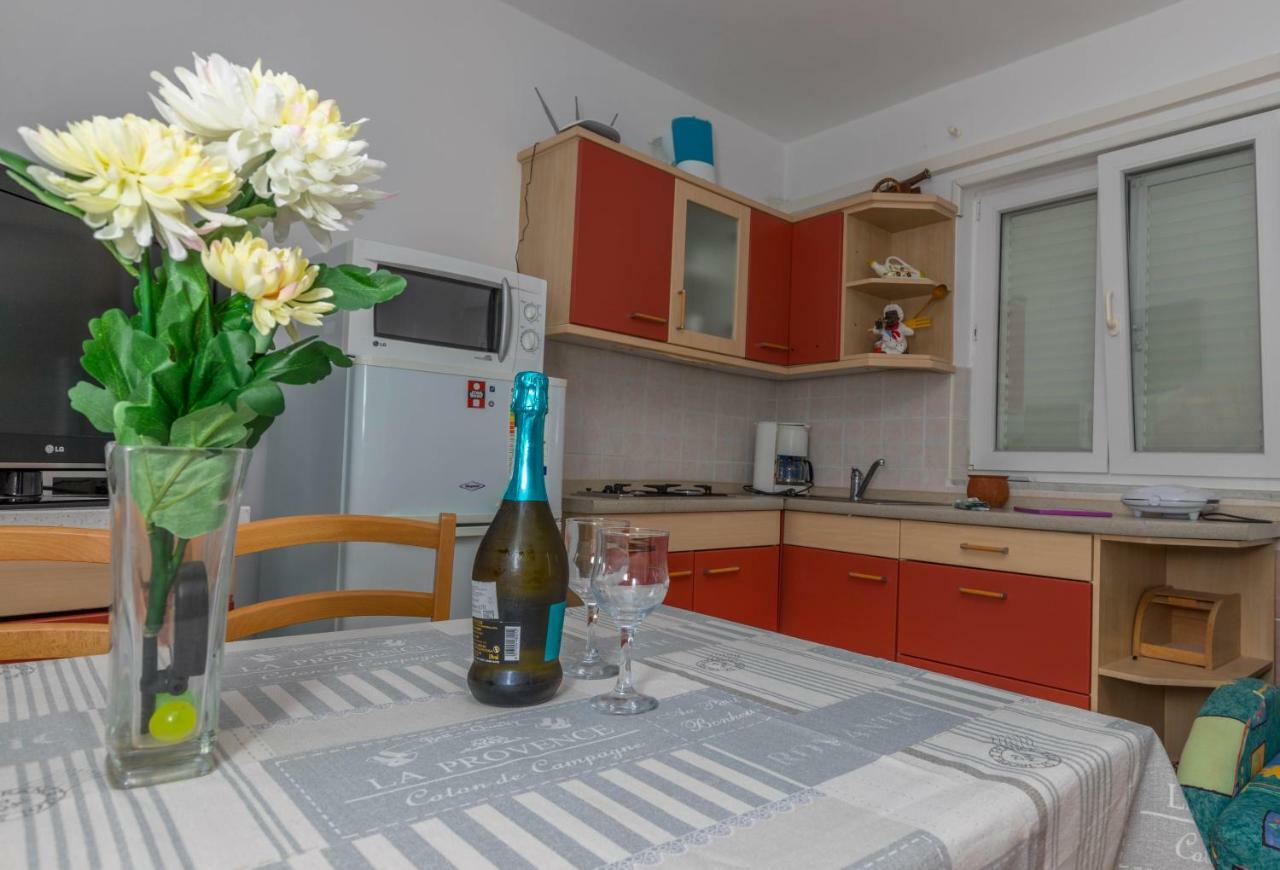 Apartman Zlatica Dramalj Eksteriør billede