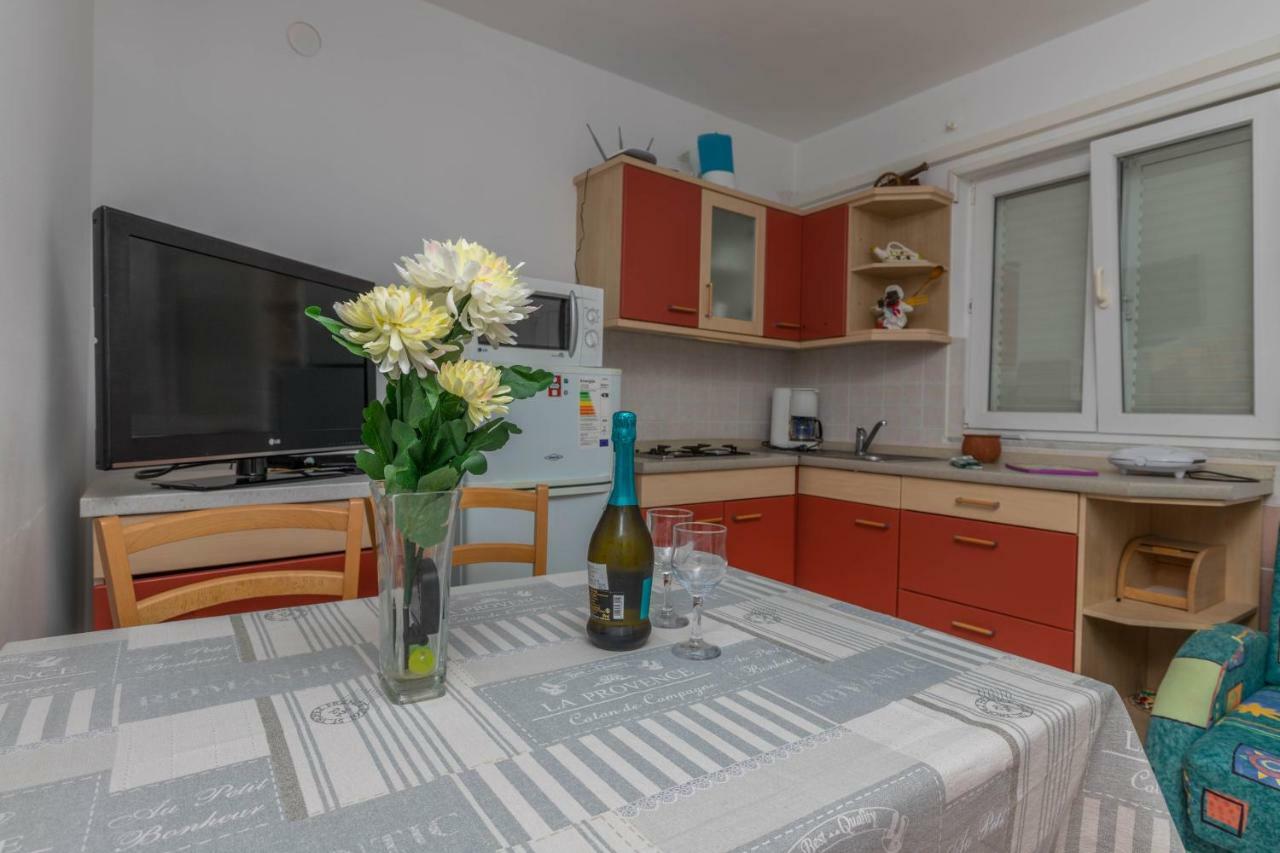 Apartman Zlatica Dramalj Eksteriør billede